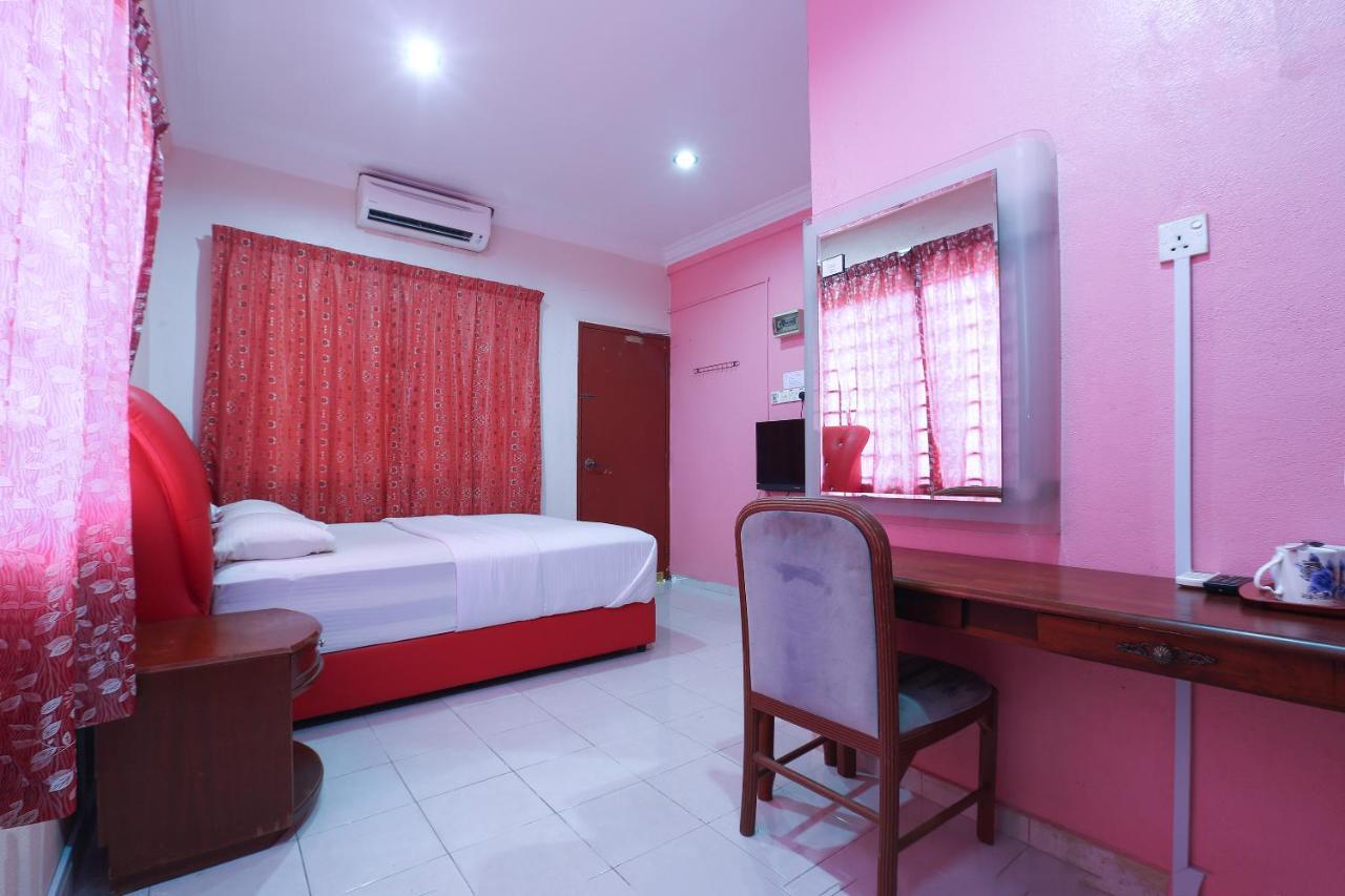 Oyo 89892 Hotel Jeli Inn Exterior foto